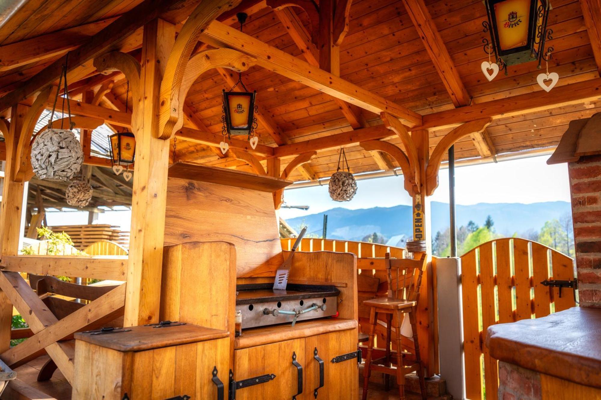 Stara Soncna Hisa Appartement Radovljica Buitenkant foto